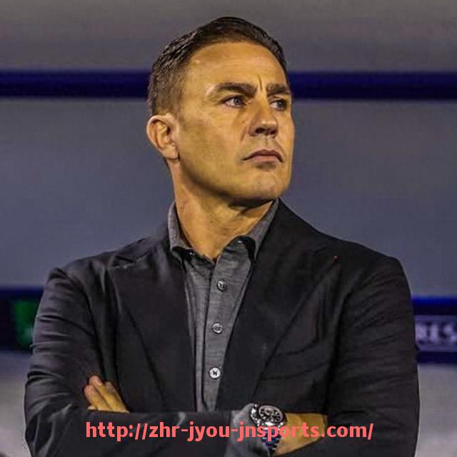 jiuyou九游娱乐-CBA球员王哲林踢足球视频真假辨析