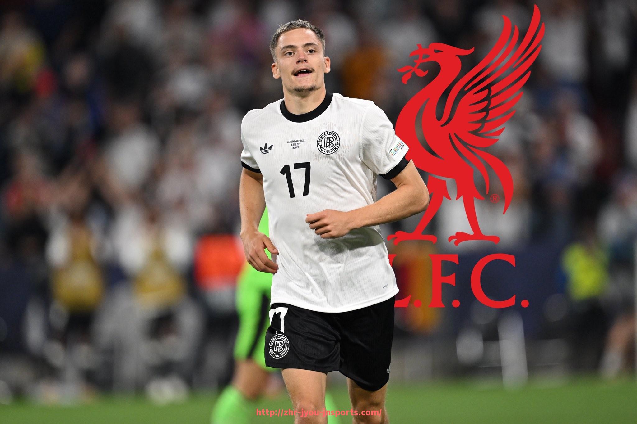 jiuyou九游娱乐-黄金时代的尾声：2007西甲见证小罗最后的魔法